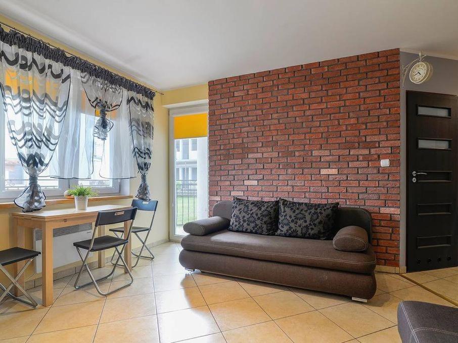 Apartament Klaudia Криница Морска Екстериор снимка
